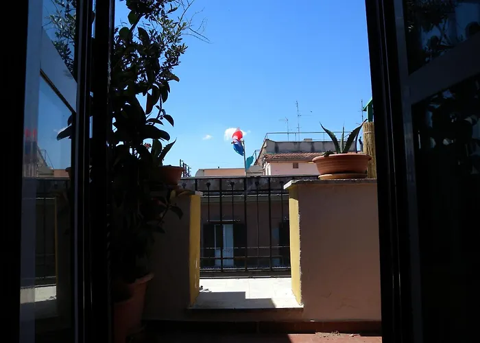 Esquilino Piano Alto Apartment *